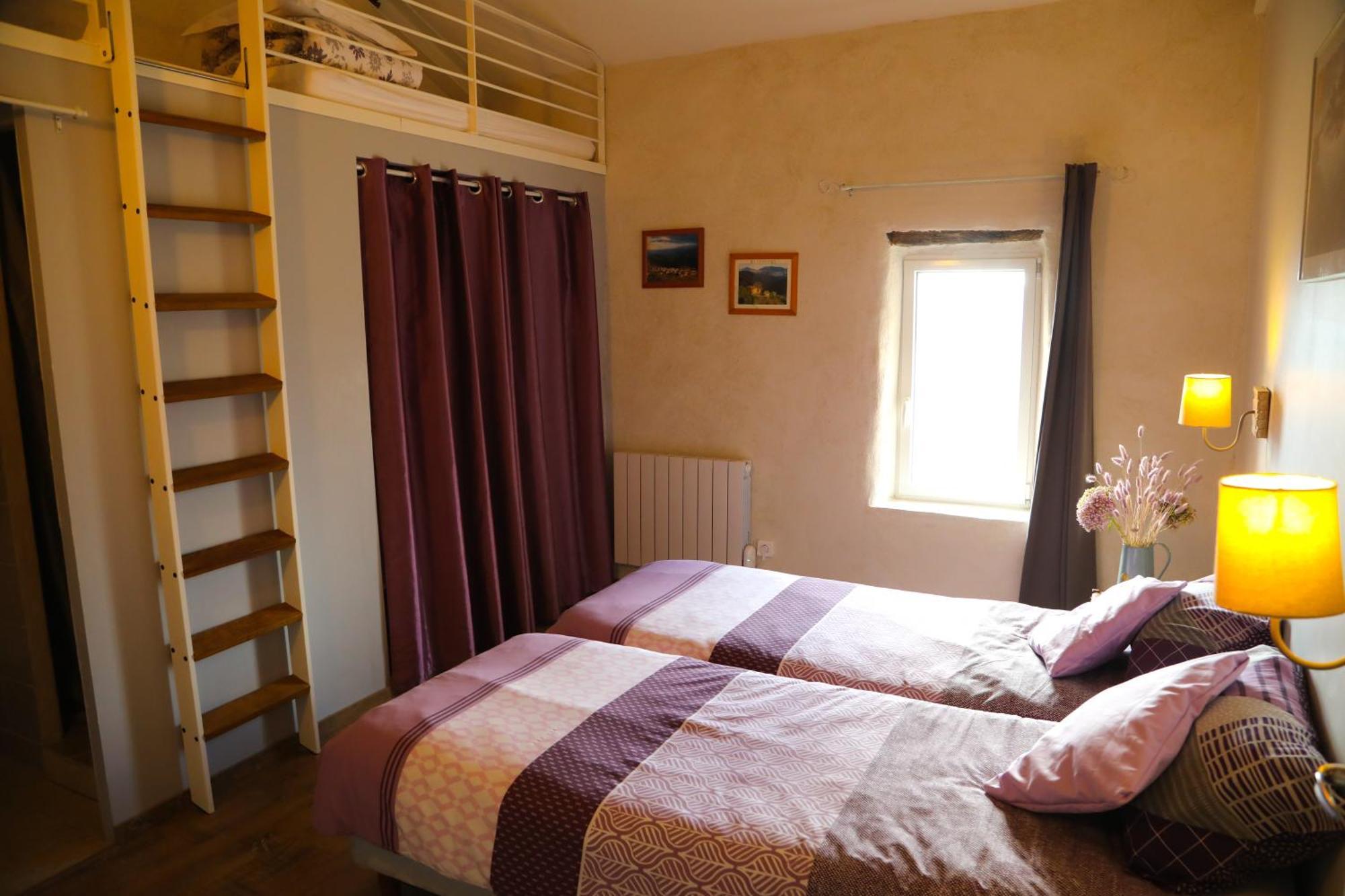 Grand Gite, Mas Favieres Notre-Dame-de-la-Rouvière Extérieur photo